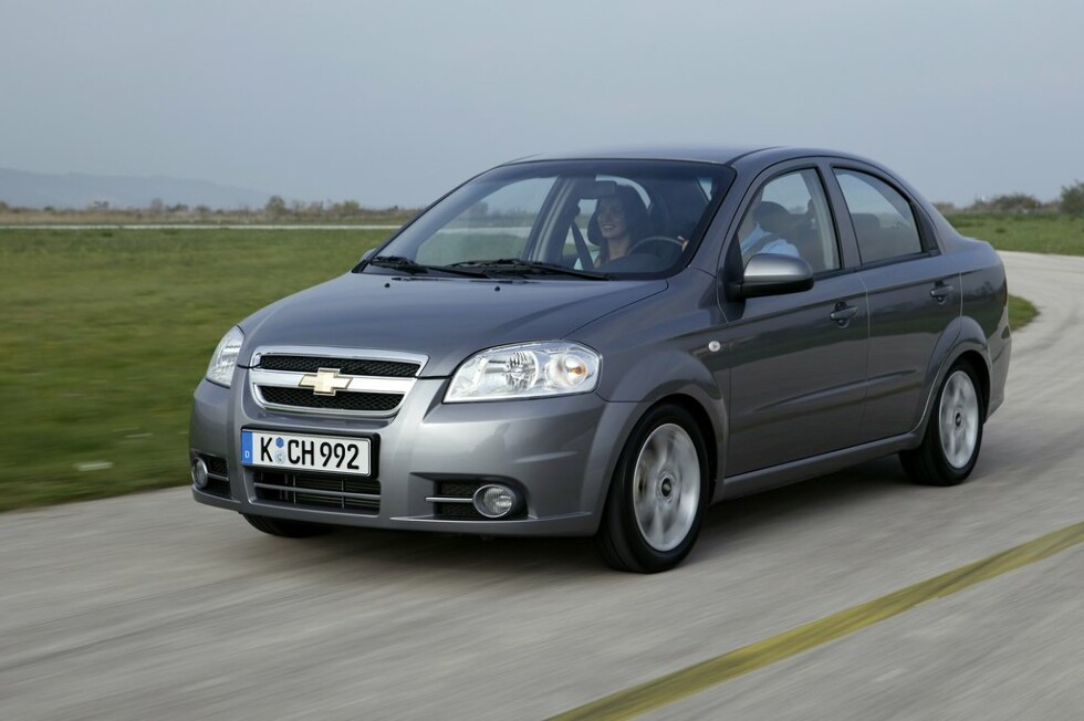 Коврики текстильные "Классик" для Chevrolet Aveo I (седан / T250) 2005 - 2011, темно-серые, 5шт.